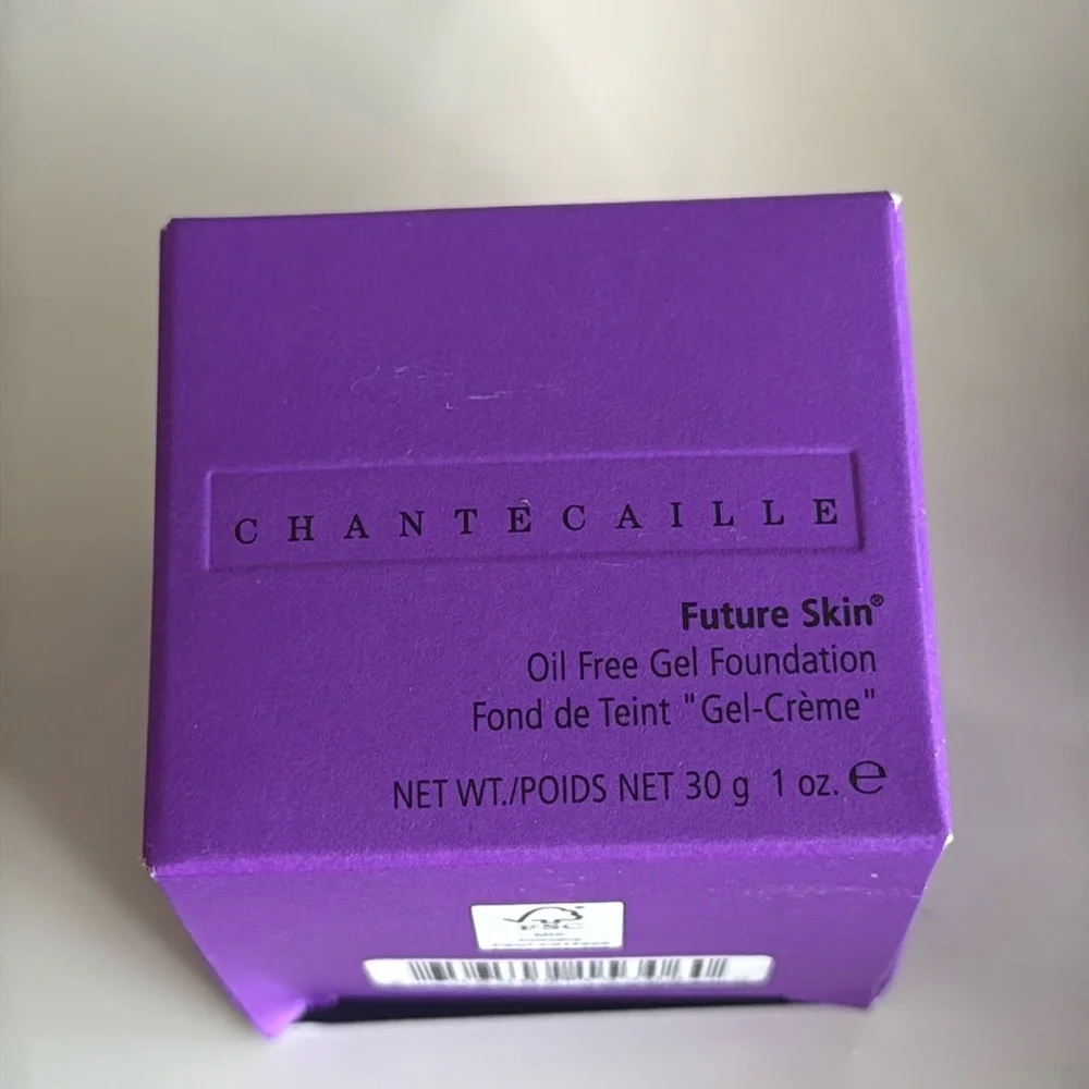 Chantecaille Radiant Cream Foundation (select shade in sizing section